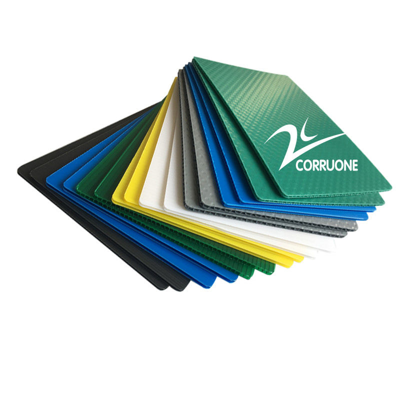 Le conseil jaune de Coroplast 5mm 6mm 8mm a ridé les feuilles en plastique 4x8