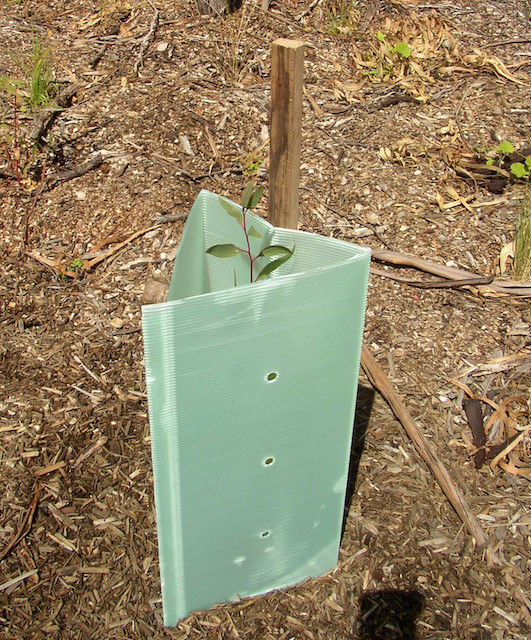 Eco pp a ridé la garde de plastique d'arbre que Green Corflute Guards imperméabilisent